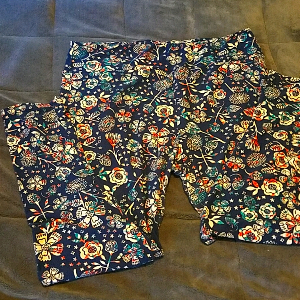 Like new fun leggings